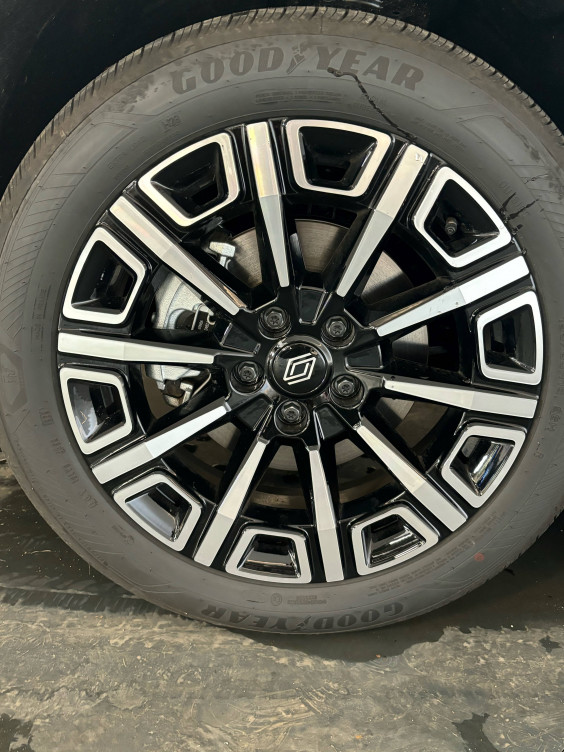 Acheter Renault Renault 4 Renault 4 E-Tech Electrique 150 ch autonomie confort Iconic 5p neuf dans les concessions du Groupe Faurie