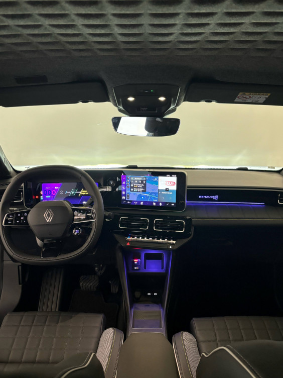 Acheter Renault Renault 4 Renault 4 E-Tech Electrique 150 ch autonomie confort Iconic 5p neuf dans les concessions du Groupe Faurie