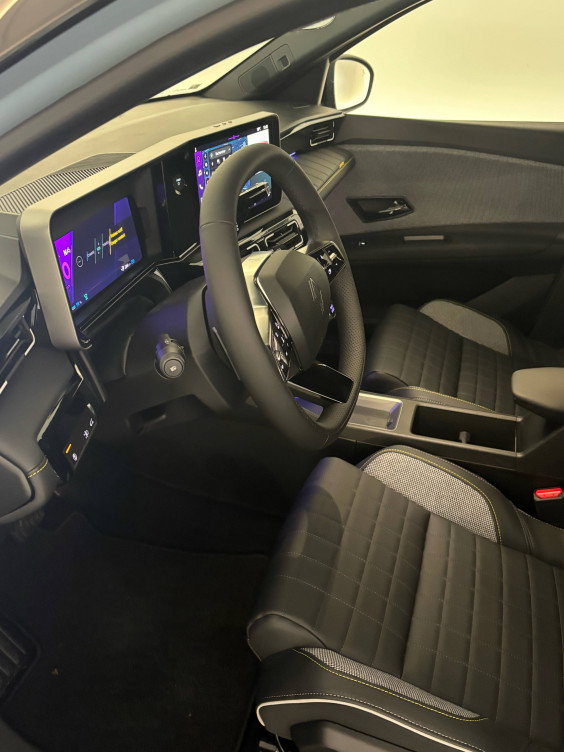 Acheter Renault Renault 4 Renault 4 E-Tech Electrique 150 ch autonomie confort Iconic 5p neuf dans les concessions du Groupe Faurie