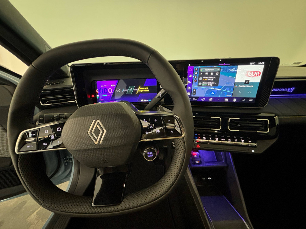 Acheter Renault Renault 4 Renault 4 E-Tech Electrique 150 ch autonomie confort Iconic 5p neuf dans les concessions du Groupe Faurie