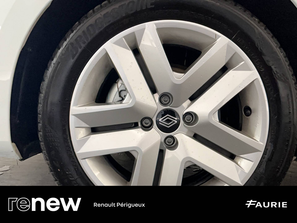 Acheter Renault Clio 5 Clio E-Tech full hybrid 145 Evolution 5p occasion dans les concessions du Groupe Faurie