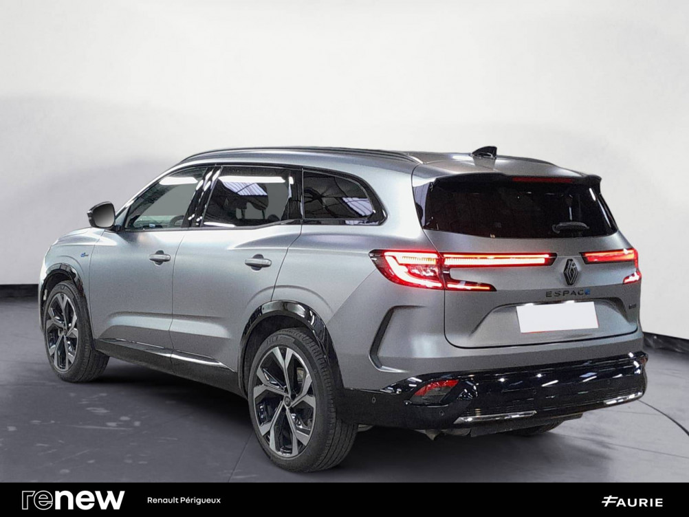 Acheter Renault Espace 6 Espace E-Tech full hybrid 200 GSR2 esprit Alpine 5p occasion dans les concessions du Groupe Faurie