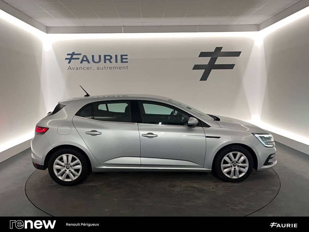 Acheter Renault Megane 4 Mégane IV Berline Blue dCi 115 Business 5p occasion dans les concessions du Groupe Faurie