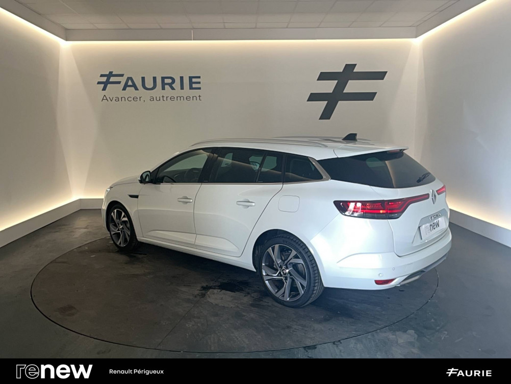 Acheter Renault Megane 4 Mégane IV Estate E-TECH Plug-In Hybride 160 R.S. Line 5p occasion dans les concessions du Groupe Faurie