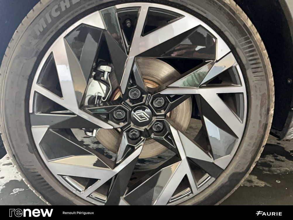 Acheter Renault Captur 2 Captur E-Tech full hybrid 145 ch esprit Alpine 5p occasion dans les concessions du Groupe Faurie