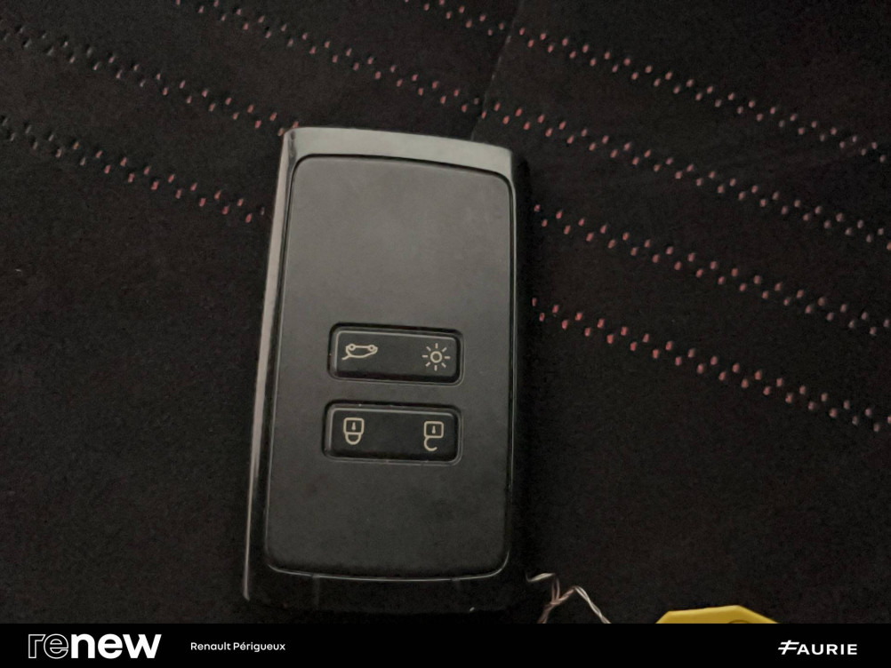 Acheter Renault Megane 4 Mégane IV Estate E-TECH Plug-In Hybride 160 R.S. Line 5p occasion dans les concessions du Groupe Faurie