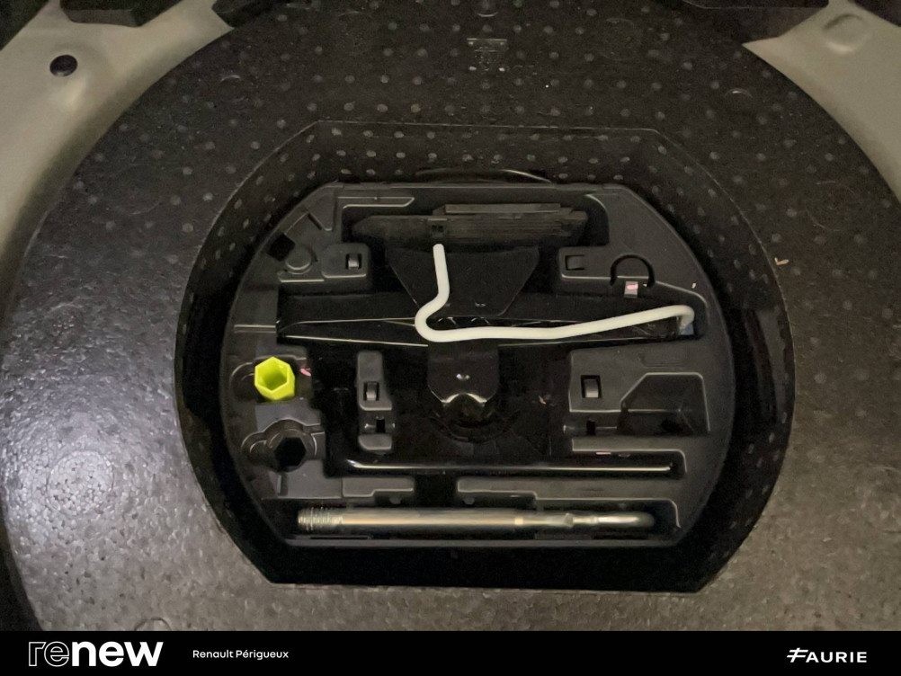 Acheter Ds Ds3 DS3 Crossback PureTech 130 EAT8 Rivoli 5p occasion dans les concessions du Groupe Faurie