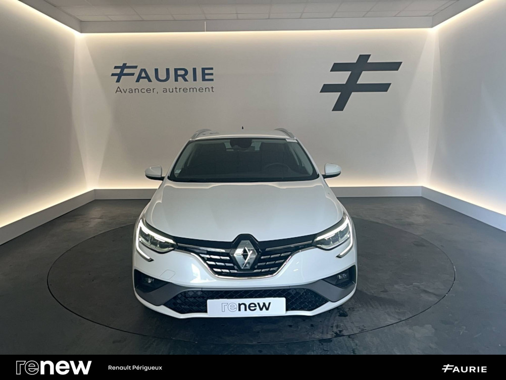 Acheter Renault Megane 4 Mégane IV Estate E-TECH Plug-In Hybride 160 R.S. Line 5p occasion dans les concessions du Groupe Faurie