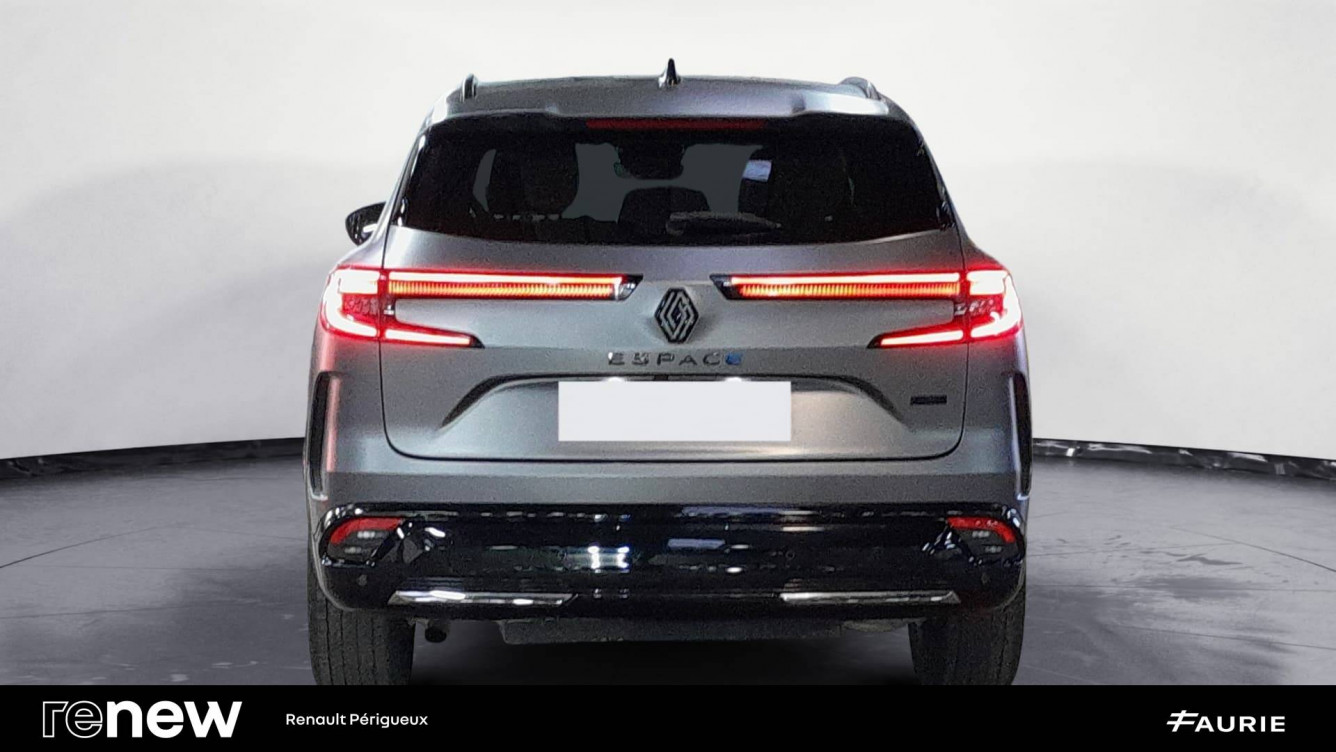 Acheter Renault Espace 6 Espace E-Tech full hybrid 200 GSR2 esprit Alpine 5p occasion dans les concessions du Groupe Faurie