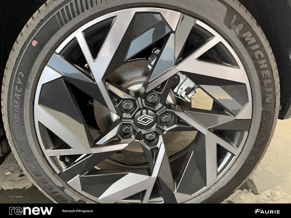 Acheter Renault Captur 2 Captur E-Tech full hybrid 145 ch esprit Alpine 5p occasion dans les concessions du Groupe Faurie