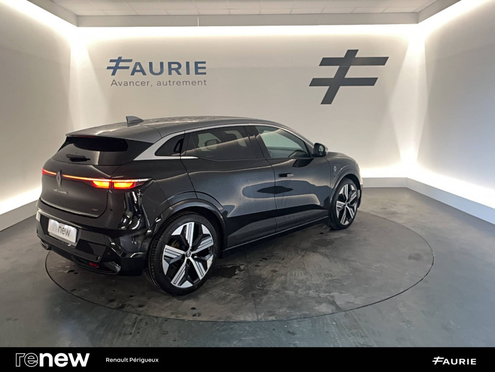 Acheter Renault Megane E-Tech Megane E-Tech EV60 220 ch optimum charge Iconic 5p occasion dans les concessions du Groupe Faurie
