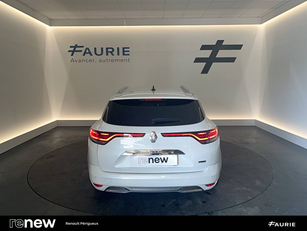 Acheter Renault Megane 4 Mégane IV Estate E-TECH Plug-In Hybride 160 R.S. Line 5p occasion dans les concessions du Groupe Faurie
