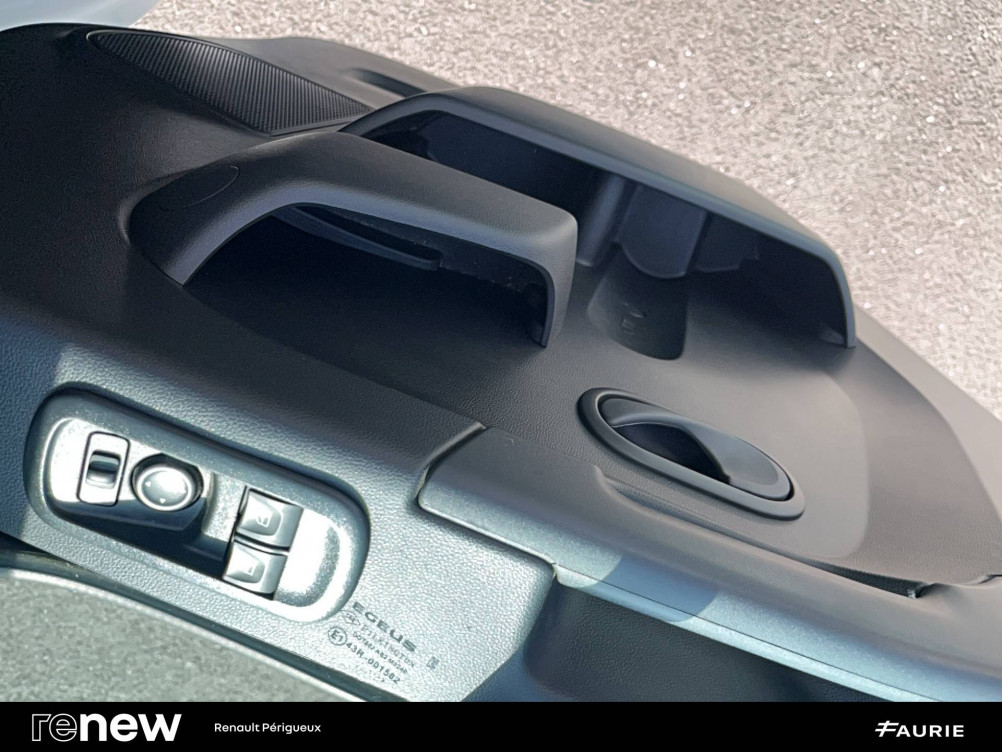 Acheter Renault Master 3 MASTER FGN TRAC F3500 L2H2 BLUE DCI 135 GRAND CONFORT 4p occasion dans les concessions du Groupe Faurie