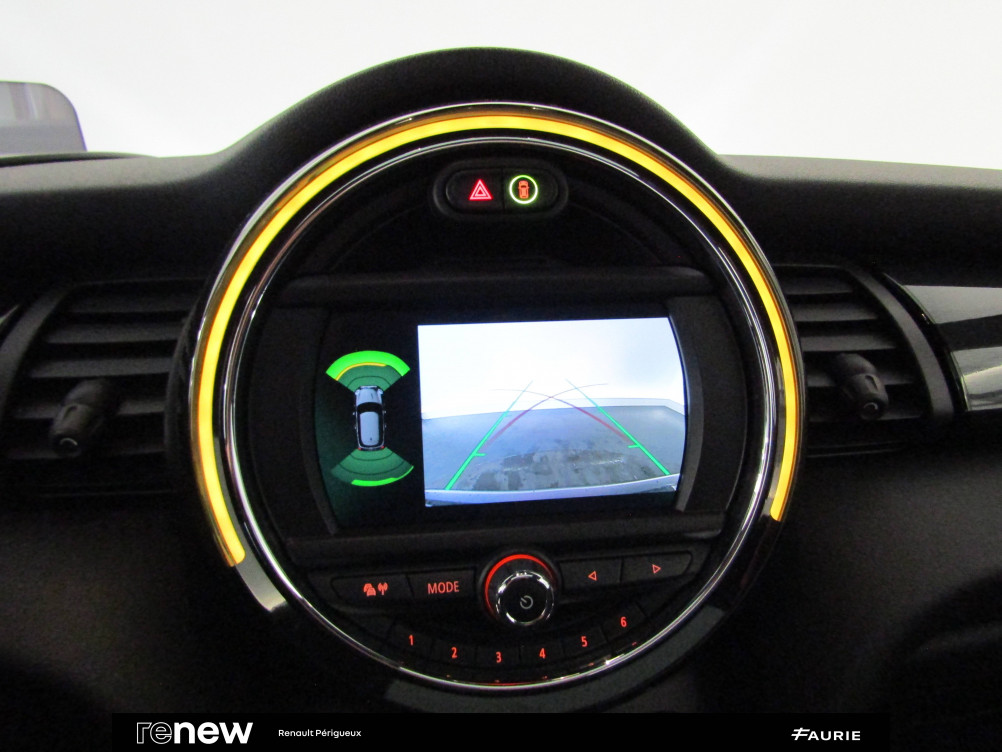 Acheter Mini Mini Hatch 3 Portes Cooper 136 ch BVA7 MINI Yours 3p occasion dans les concessions du Groupe Faurie