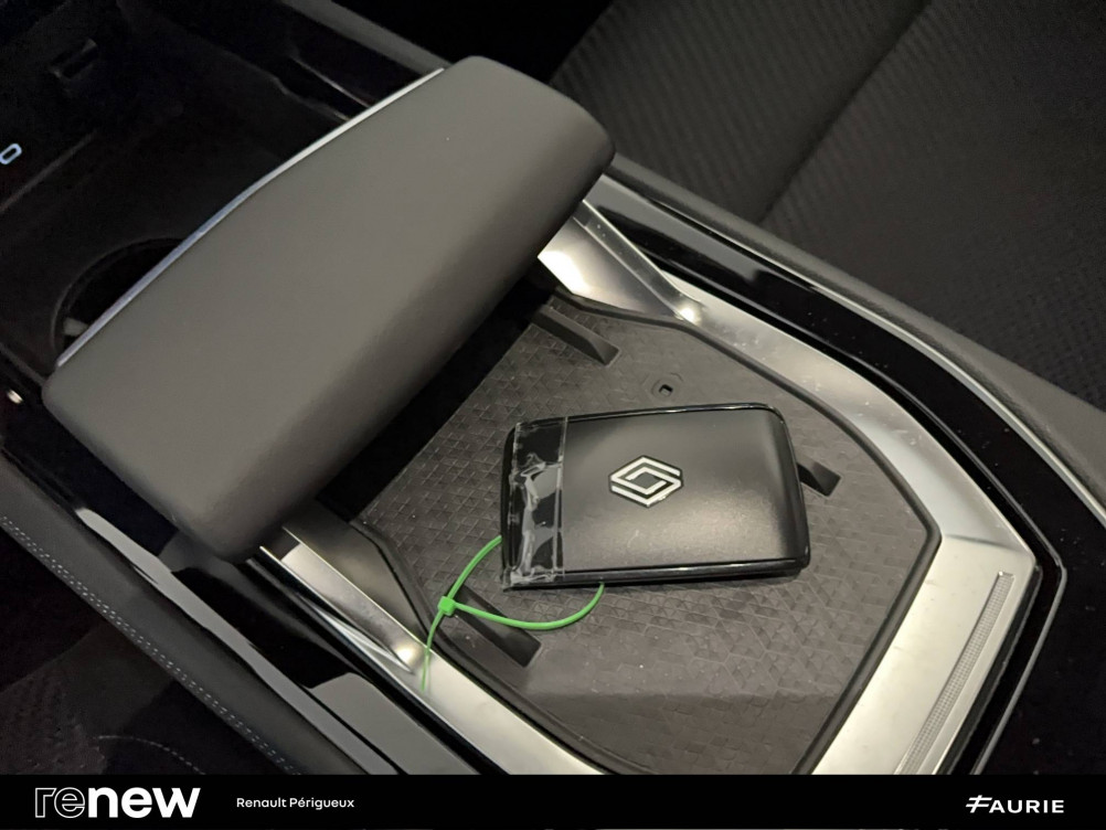 Acheter Renault Espace 6 Espace E-Tech full hybrid 200 GSR2 esprit Alpine 5p occasion dans les concessions du Groupe Faurie