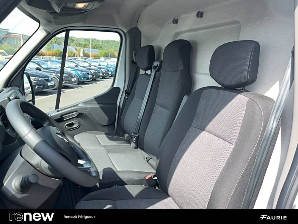 Acheter Renault Master 3 MASTER FGN TRAC F3500 L2H2 BLUE DCI 135 GRAND CONFORT 4p occasion dans les concessions du Groupe Faurie