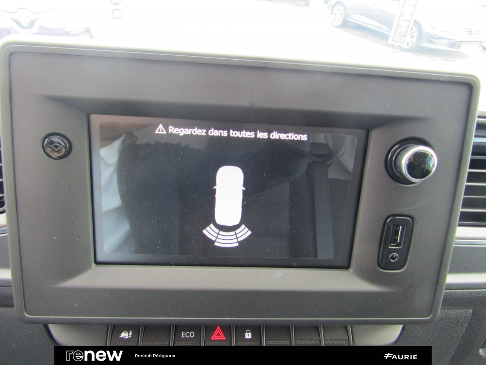 Acheter Renault Master 3 MASTER FGN TRAC F3300 L2H2 BLUE DCI 135 GRAND CONFORT 4p occasion dans les concessions du Groupe Faurie