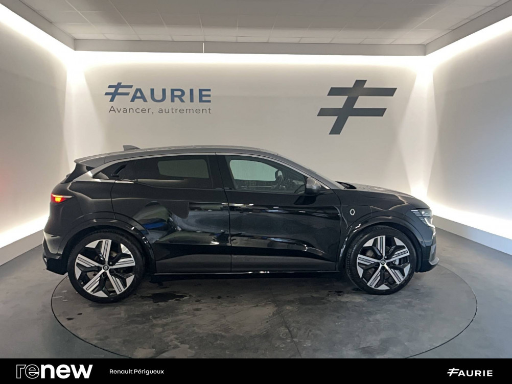 Acheter Renault Megane E-Tech Megane E-Tech EV60 220 ch optimum charge Iconic 5p occasion dans les concessions du Groupe Faurie