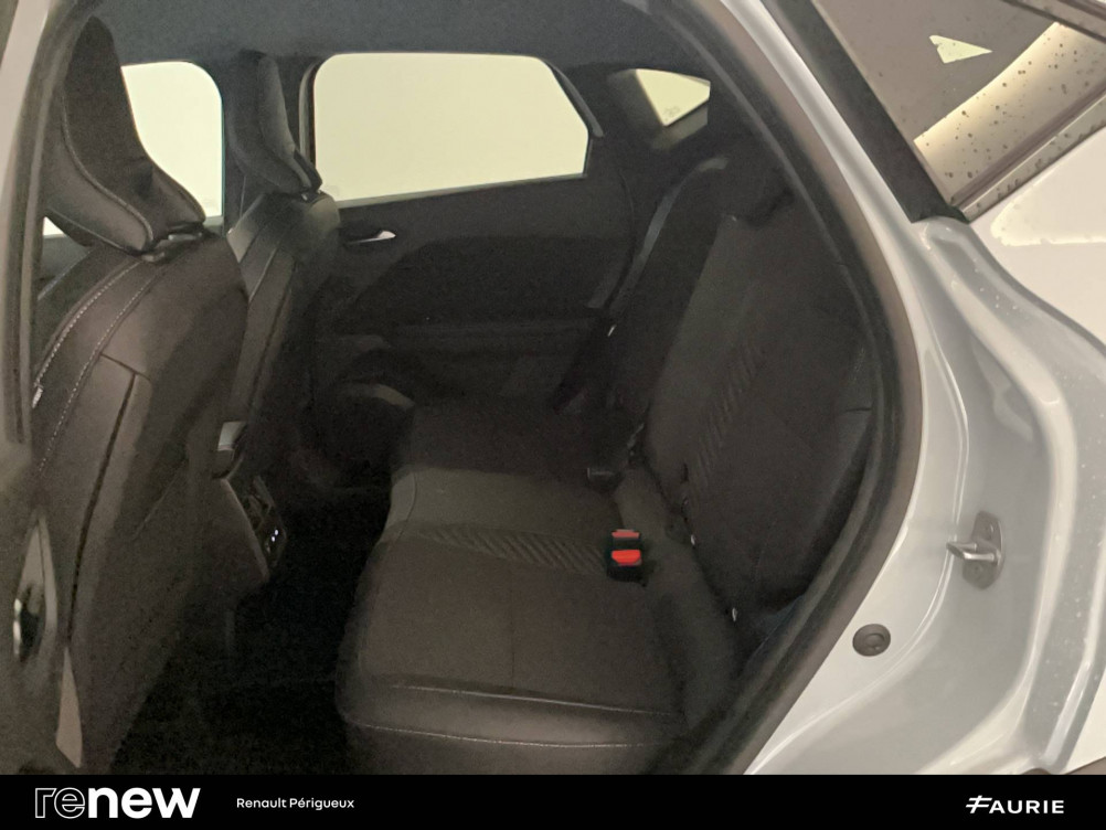 Acheter Renault Captur 2 Captur E-Tech full hybrid 145 ch esprit Alpine 5p occasion dans les concessions du Groupe Faurie