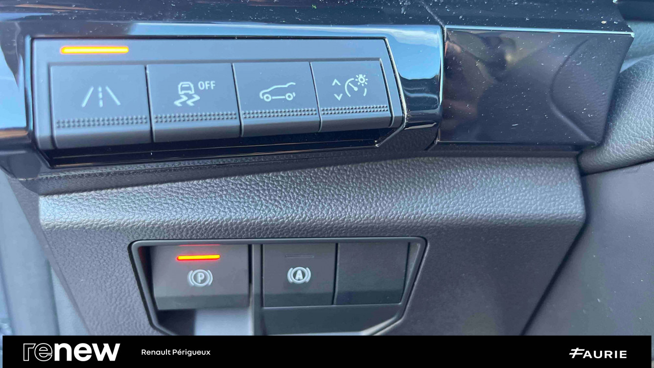 Acheter Renault Espace 6 Espace E-Tech hybrid 200 esprit Alpine 5p occasion dans les concessions du Groupe Faurie