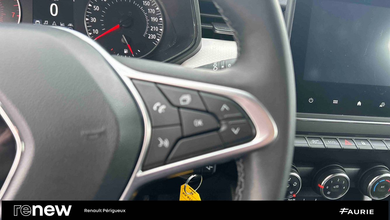 Acheter Renault Clio 5 Clio TCe 100 GPL Evolution 5p occasion dans les concessions du Groupe Faurie