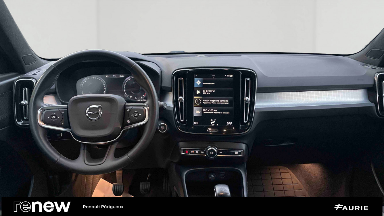 Acheter Volvo XC40 XC40 T2 129 ch Momentum Business 5p occasion dans les concessions du Groupe Faurie