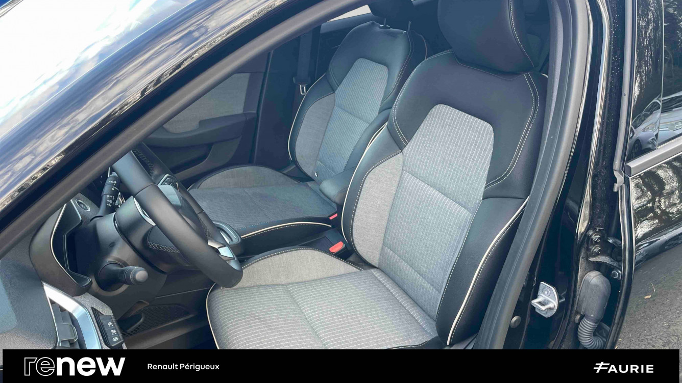 Acheter Renault Clio 5 Clio E-Tech full hybrid 145 ch GSR2 Techno 5p occasion dans les concessions du Groupe Faurie