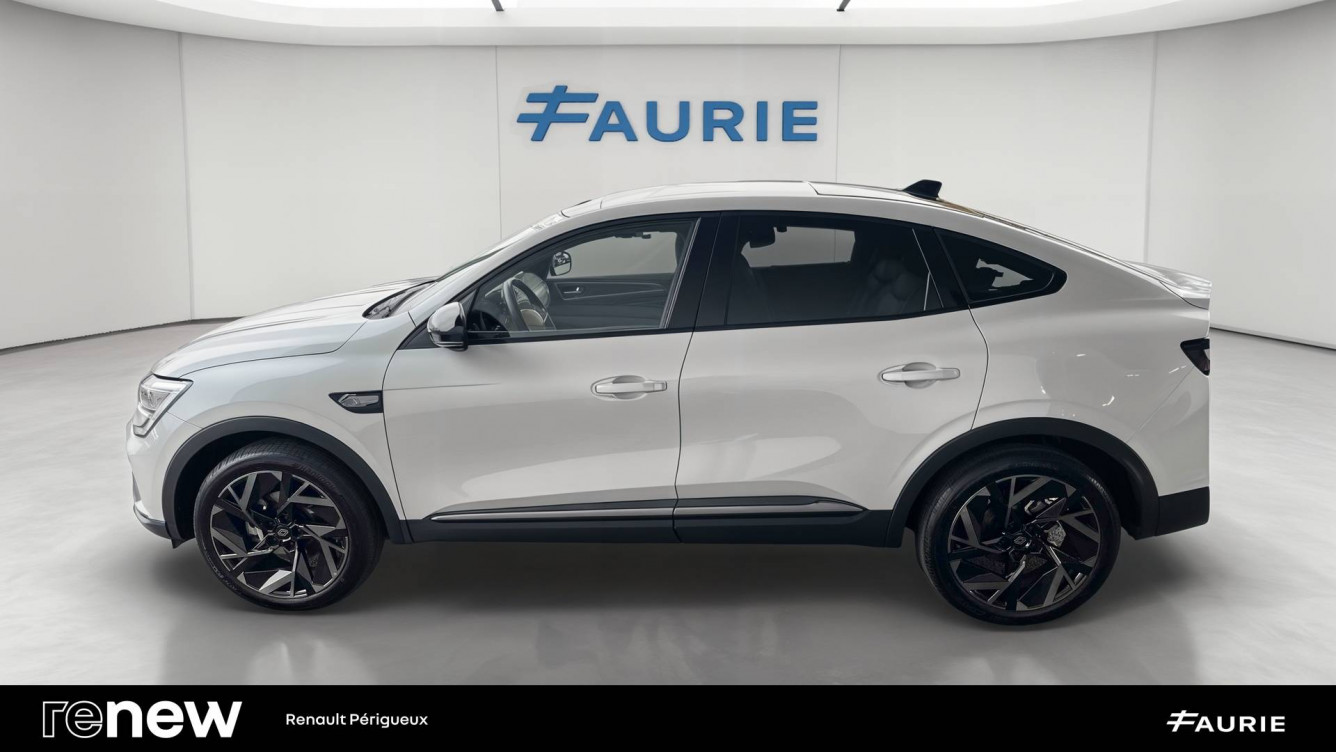 Acheter Renault Arkana Arkana E-Tech full hybrid 145 GSR2 esprit Alpine 5p occasion dans les concessions du Groupe Faurie