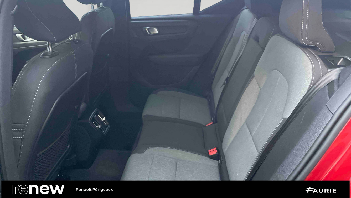 Acheter Volvo XC40 XC40 T2 129 ch Momentum Business 5p occasion dans les concessions du Groupe Faurie