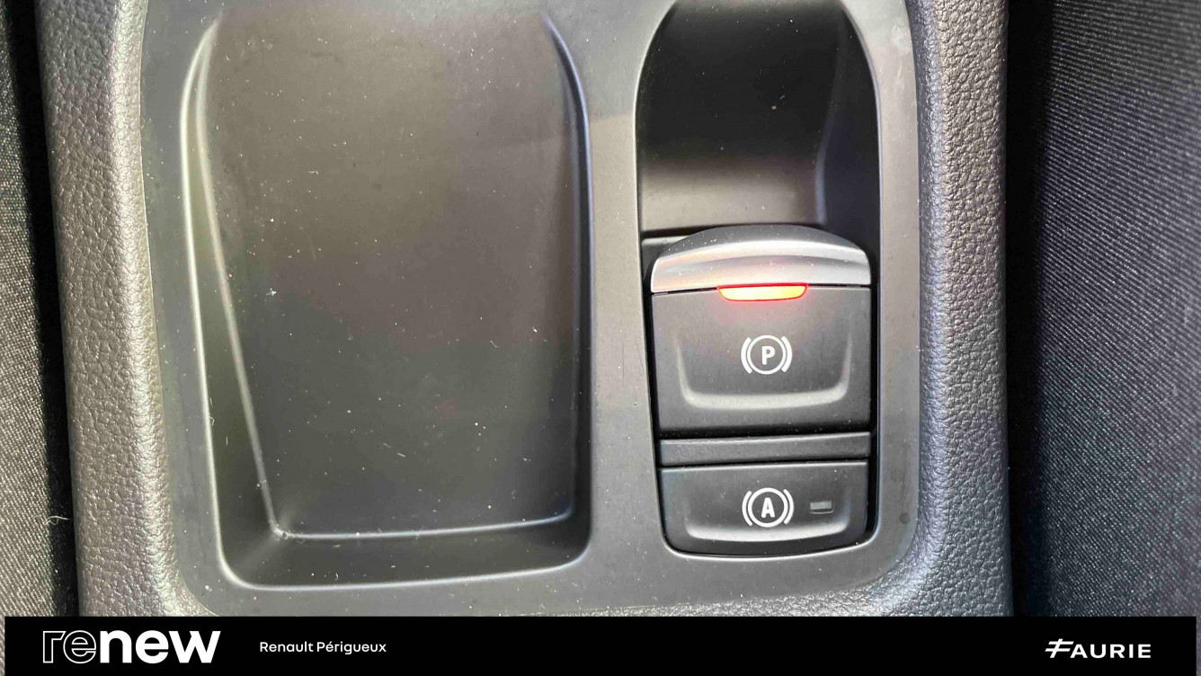 Acheter Renault Clio 5 Clio E-Tech hybride 145 RS Line 5p occasion dans les concessions du Groupe Faurie