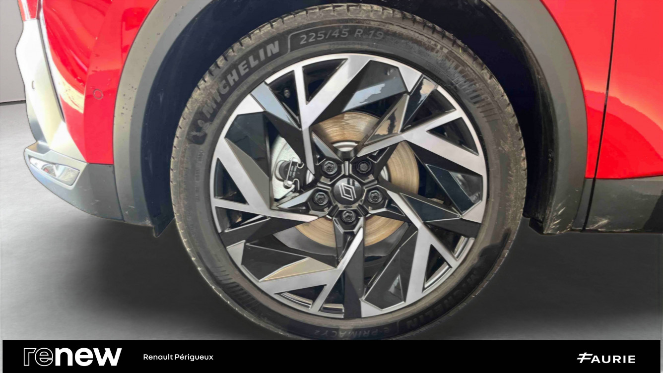 Acheter Renault Captur 2 Captur E-Tech full hybrid 145 ch esprit Alpine 5p occasion dans les concessions du Groupe Faurie