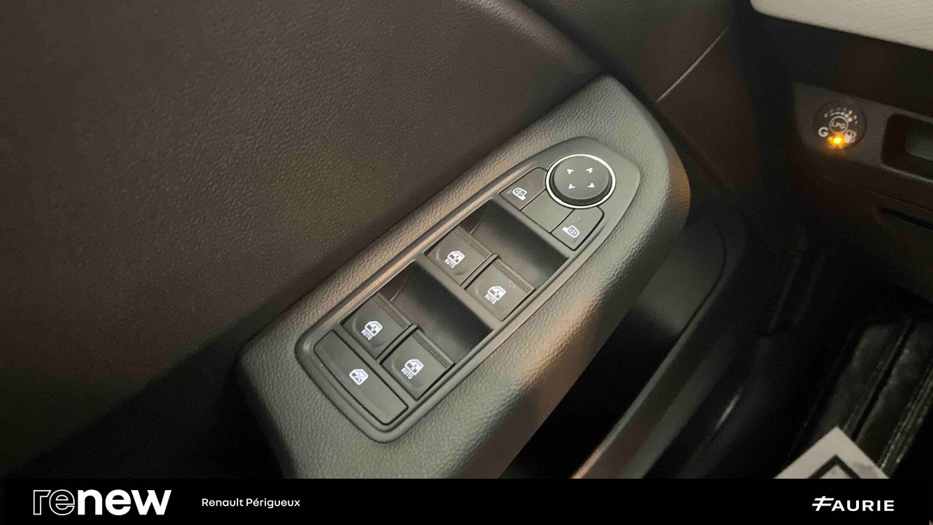 Acheter Renault Clio 5 Clio TCe 100 GPL Evolution 5p occasion dans les concessions du Groupe Faurie