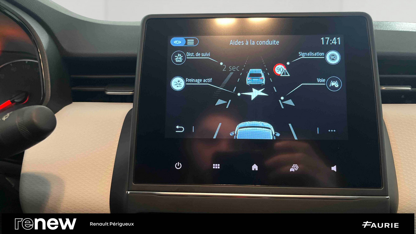 Acheter Renault Clio 5 Clio TCe 100 GPL Evolution 5p occasion dans les concessions du Groupe Faurie