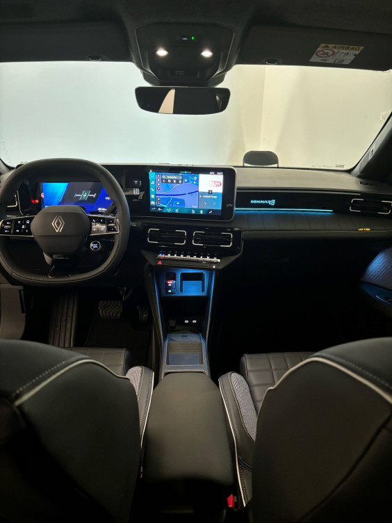 Acheter Renault Renault 4 Renault 4 E-Tech Electrique 150 ch autonomie confort Iconic 5p neuf dans les concessions du Groupe Faurie