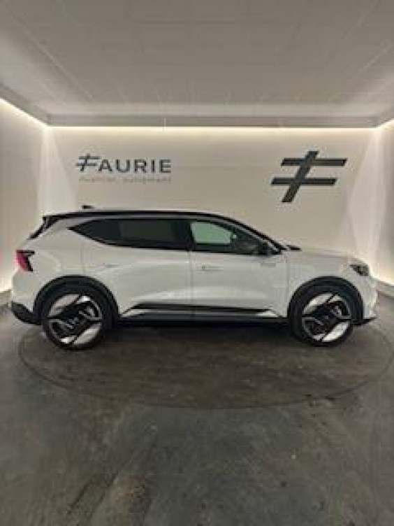 Acheter Renault Scenic 5 Scenic E-Tech electrique 220 ch grande autonomie Techno Iconic 5p neuf dans les concessions du Groupe Faurie