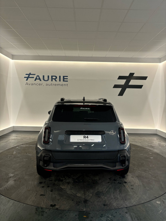 Acheter Renault Renault 4 Renault 4 E-Tech Electrique 150 ch autonomie confort Iconic 5p neuf dans les concessions du Groupe Faurie