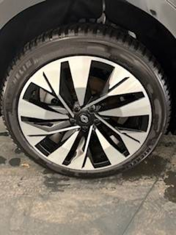 Acheter Renault Rafale Rafale E-Tech full hybrid 200 Techno 5p neuf dans les concessions du Groupe Faurie