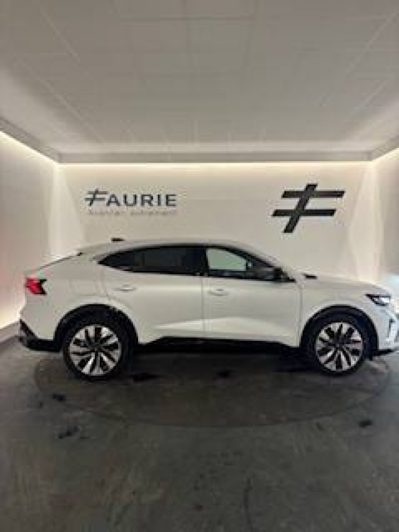 Acheter Renault Rafale Rafale E-Tech full hybrid 200 Techno 5p neuf dans les concessions du Groupe Faurie