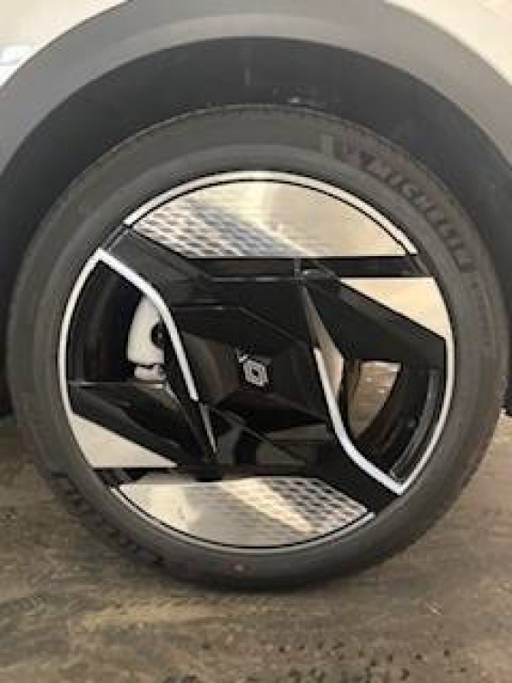 Acheter Renault Scenic 5 Scenic E-Tech electrique 220 ch grande autonomie Techno Iconic 5p neuf dans les concessions du Groupe Faurie