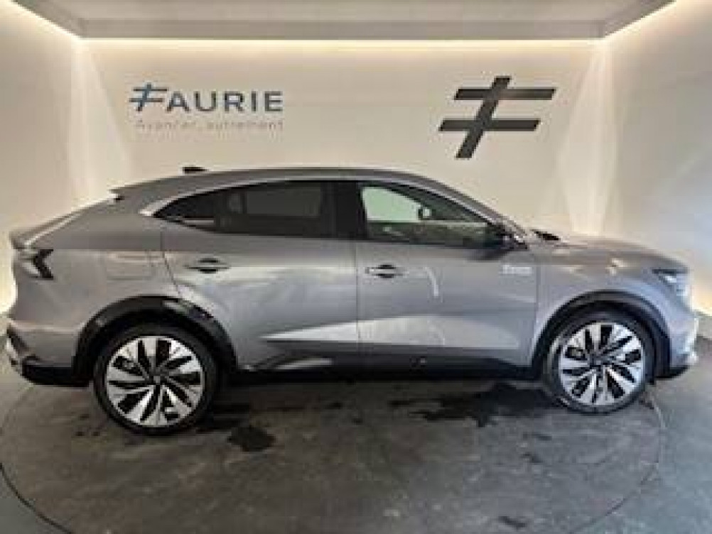 Acheter Renault Rafale Rafale E-Tech full hybrid 200 Techno 5p neuf dans les concessions du Groupe Faurie