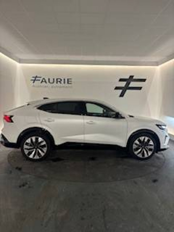 Acheter Renault Rafale Rafale E-Tech full hybrid 200 Techno 5p neuf dans les concessions du Groupe Faurie