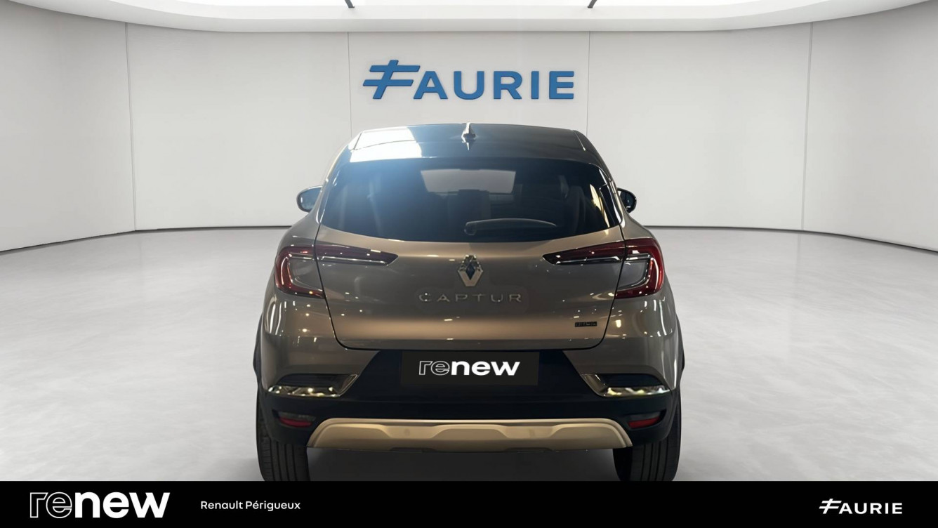 Acheter Renault Captur 2 Captur E-Tech full hybrid 145 Techno fast track 5p occasion dans les concessions du Groupe Faurie