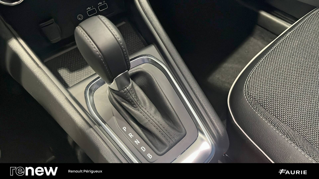 Acheter Renault Captur 2 Captur E-Tech full hybrid 145 Techno fast track 5p occasion dans les concessions du Groupe Faurie