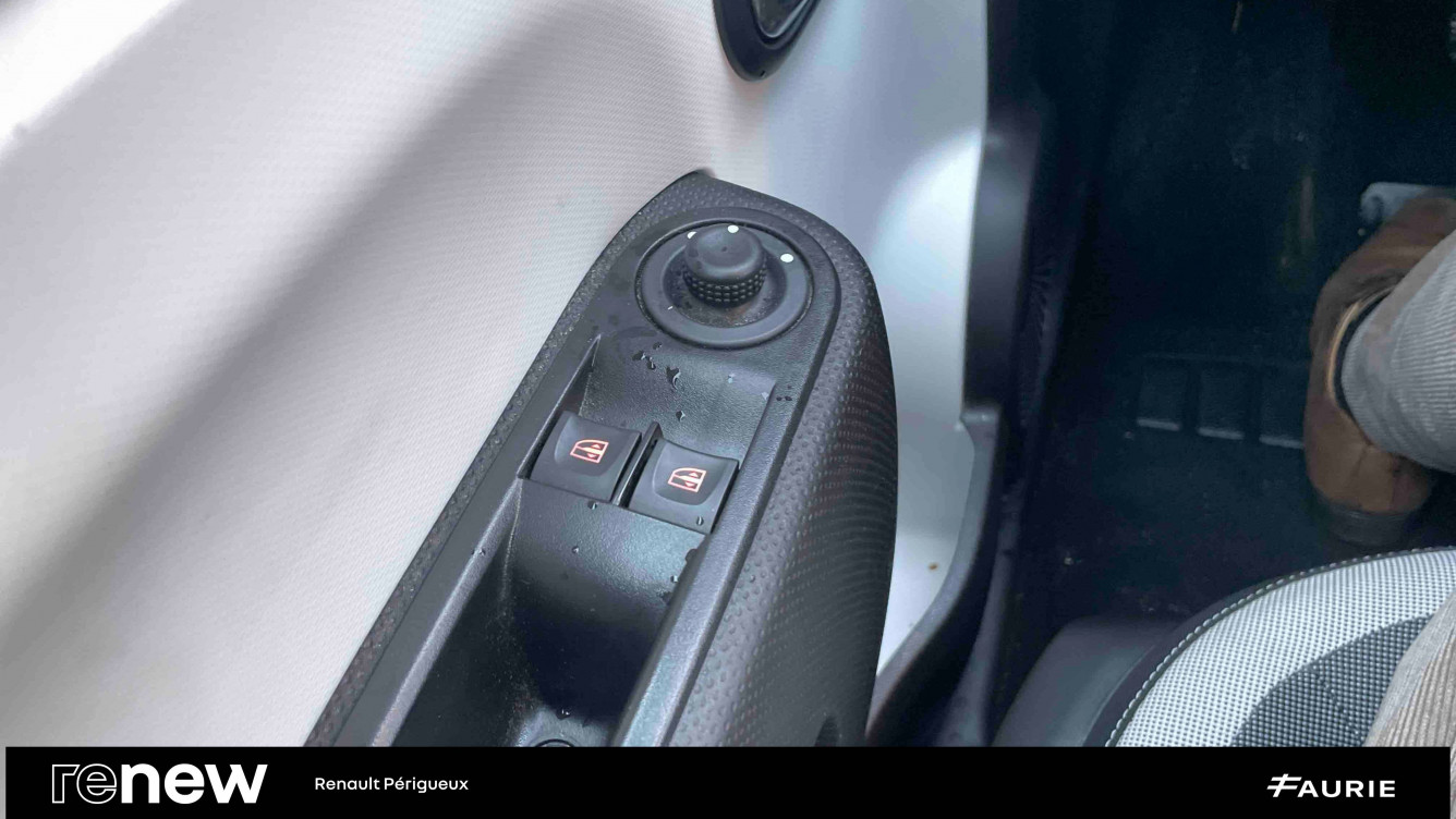 Acheter Renault Twingo 3 Twingo III SCe 65 Equilibre 5p occasion dans les concessions du Groupe Faurie