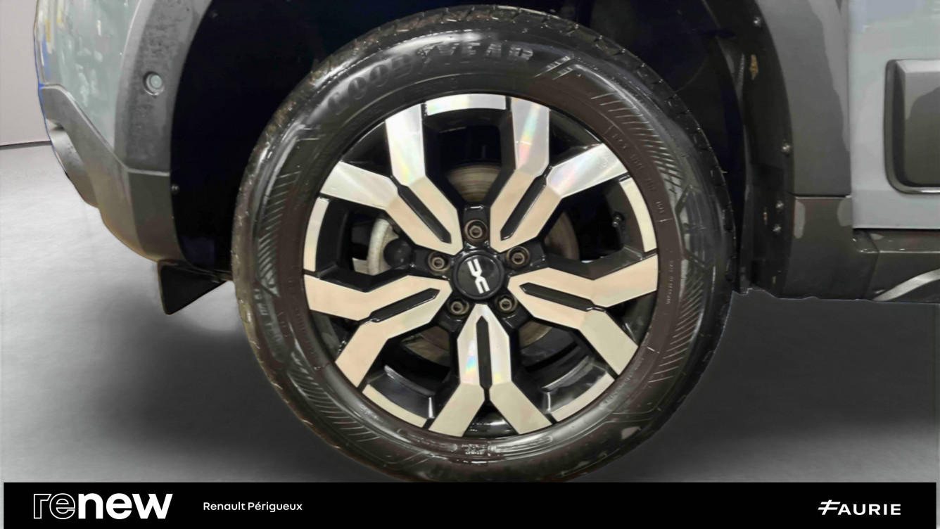 Acheter Dacia Duster Duster ECO-G 100 4x2 Journey + 5p occasion dans les concessions du Groupe Faurie