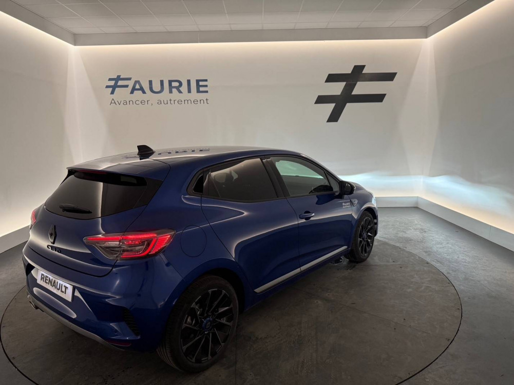 Acheter Renault Clio 5 Clio TCe 90 ch GSR2 Esprit Alpine 5p neuf dans les concessions du Groupe Faurie