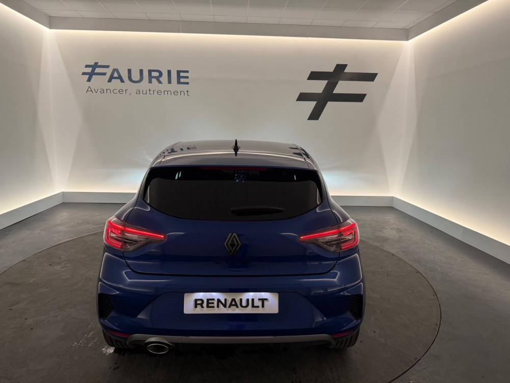 Acheter Renault Clio 5 Clio TCe 90 ch GSR2 Esprit Alpine 5p neuf dans les concessions du Groupe Faurie
