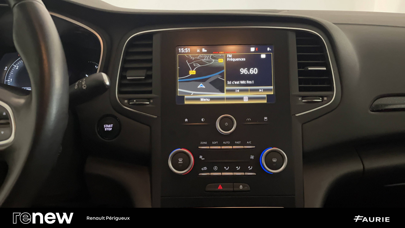 Acheter Renault Megane 4 Mégane IV Berline TCe 100 Energy Business 5p occasion dans les concessions du Groupe Faurie