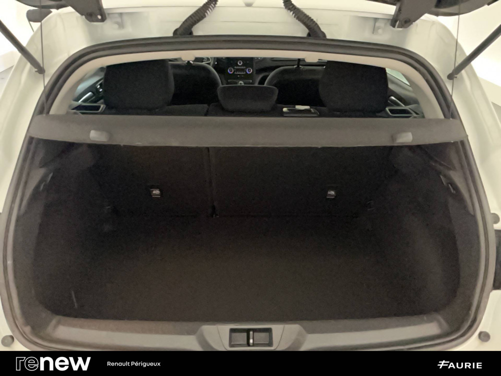 Acheter Renault Megane 4 Mégane IV Berline TCe 100 Energy Business 5p occasion dans les concessions du Groupe Faurie