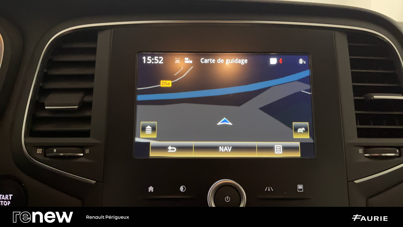 Acheter Renault Megane 4 Mégane IV Berline TCe 100 Energy Business 5p occasion dans les concessions du Groupe Faurie